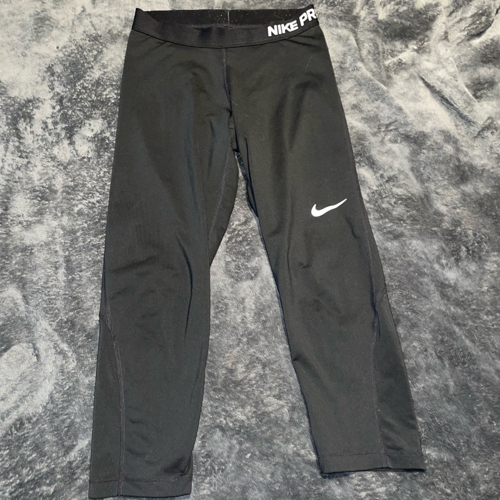 Nike Pro - Picture 2 of 4